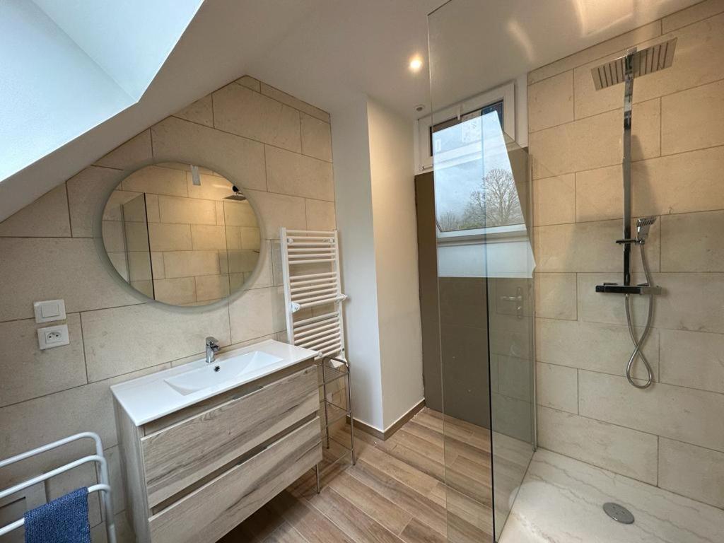 Spacious Flat Close To The Railway Station Troyes Quarto foto